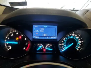 2013 Ford Escape SE z VIN 1FMCU9G96DUC02216, wystawiony jako Copart lot #63431115 z przebiegiem 186 614 mil mil oraz Szkoda całkowita • Salvage title. Historia ofert i sprzedaży dostępna na DreamBid. Obrazek 9.