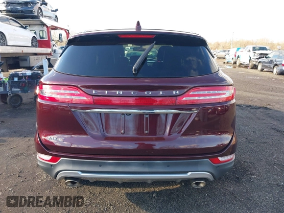 2019 Lincoln MKC Premiere with VIN 5LMCJ1D93KUL22578, listed as a IAAI auction lot 41185166 with 45,921 mi miles. Bid and sale history available at carsss.com. Image 15.