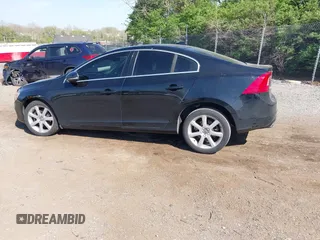 2016 Volvo S60 T5 Drive-E Premier with VIN YV126MFK8G2412344, listed as a IAAI auction lot 42108519 with 129,579 mi miles. Bid and sale history available at carsss.com. Image 3.
