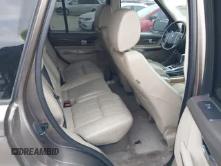 2013 Land Rover Range Rover Sport HSE Lux с VIN SALSK2D42DA788963, выставлен на аукционе IAAI как лот 41435536 с пробегом 150 522 миль миль и . История ставок и продаж доступна на DreamBid. Изображение 8.