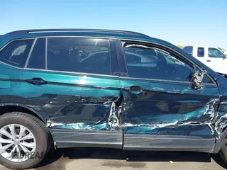 2018 Volkswagen Tiguan S с VIN 3VV0B7AX4JM201009, выставлен на аукционе IAAI как лот 42226969 с пробегом 92 825 миль миль и . История ставок и продаж доступна на DreamBid. Изображение 14.