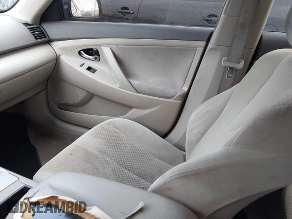 2007 Toyota Camry CE with VIN 4T1BE46K17U584207, listed as a IAAI auction lot 42008800 with 168,483 mi miles. Bid and sale history available at carsss.com. Image 5.