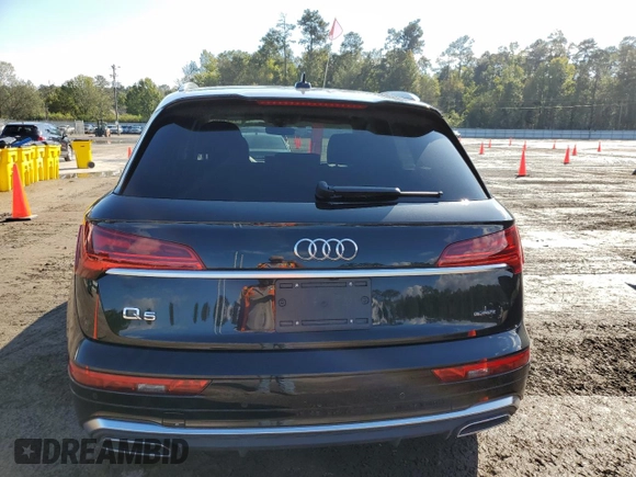 2023 Audi Q5 S line Premium Plus with VIN WA1EABFY8P2069068, listed as a Copart auction lot 80244404 with 15,253 mi miles and Salvage Title. Bid and sale history available at DreamBid. Image 6.