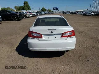 2011 Mitsubishi Galant FE z VIN 4A32B2FF0BE028698, wystawiony jako Copart lot #81211433 z przebiegiem 137 555 mil mil oraz Czysty tytuł • Clean title. Historia ofert i sprzedaży dostępna na DreamBid. Obrazek 6.