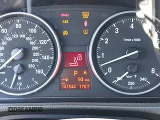 2007 BMW 3 Series 328i with VIN WBAWR33557PX78785, listed as a IAAI auction lot 42715324 with 141,544 mi miles and . Bid and sale history available at DreamBid. Image 7.
