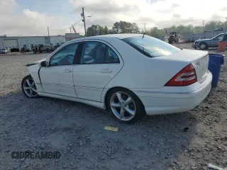 2006 Mercedes-Benz C 230 Sport z VIN WDBRF52H76F771775, wystawiony jako Copart lot #56837435 z przebiegiem 102 192 mil mil oraz Szkoda całkowita • Salvage title. Historia ofert i sprzedaży dostępna na DreamBid. Obrazek 2.