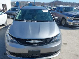 2021 Chrysler Voyager LXI with VIN 2C4RC1DG7MR566518, listed as a IAAI auction lot 41624729 with 93,489 mi miles. Bid and sale history available at carsss.com. Image 12.