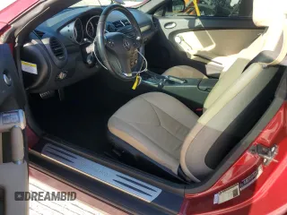 2011 Mercedes-Benz SLK 300 z VIN WDBWK5EA2BF241530, wystawiony jako Copart lot #73412164 z przebiegiem 115 746 mil mil oraz Szkoda całkowita • Salvage title. Historia ofert i sprzedaży dostępna na DreamBid. Obrazek 8.