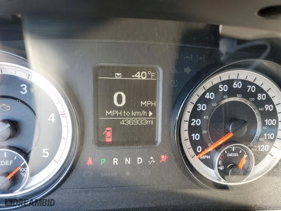 2018 Ram 3500 Tradesman with VIN 3C63RPGLXJG199266, listed as a Copart auction lot 83606854 with 436,933 mi miles and Salvage Title. Bid and sale history available at carsss.com. Image 9.