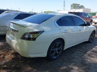 2014 Nissan Maxima 3.5 SV w/Premium Pkg with VIN 1N4AA5AP5EC497245, listed as a IAAI auction lot 42071331 with 127,757 mi miles. Bid and sale history available at carsss.com. Image 4.