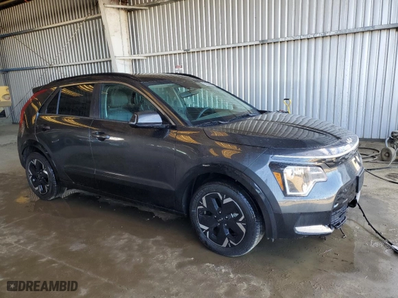 2023 Kia Niro EV Wind with VIN KNDCR3L16P5027354, listed as a Copart auction lot 47421775 with 45,401 mi miles and Clean Title. Bid and sale history available at carsss.com. Image 4.