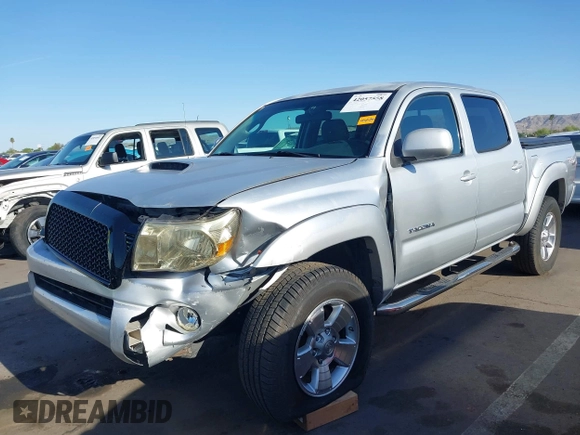 2007 Toyota Tacoma PreRunner with VIN 5TEJU62N27Z370963, listed as a IAAI auction lot 42057558 with 192,041 mi miles. Bid and sale history available at carsss.com. Image 6.