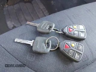 2001 Volvo V70 с VIN YV1SW53D411061537, выставлен на аукционе IAAI как лот 42397688 с пробегом 216 520 миль миль и . История ставок и продаж доступна на DreamBid. Изображение 11.