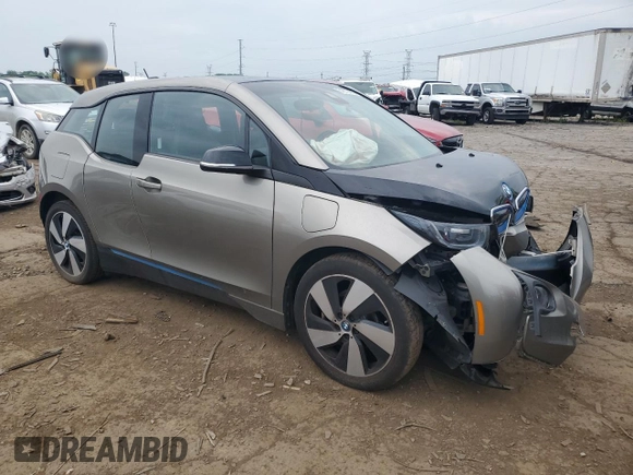2017 BMW i3 with VIN WBY1Z8C30HV893329, listed as a Copart auction lot 64370455 with 59,151 mi miles and Clean title. Bid and sale history available at DreamBid. Image 4.