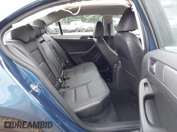 2017 Volkswagen Jetta SE with VIN 3VWDB7AJ1HM394626, listed as a IAAI auction lot 42594926 with 106,973 mi miles and . Bid and sale history available at DreamBid. Image 8.