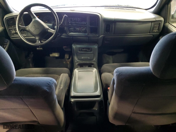 2002 Chevrolet Silverado 1500HD LT with VIN 1GCGK13U32F147989, listed as a Copart auction lot 82809134 with 0 mi miles and Non Repairable. Bid and sale history available at carsss.com. Image 8.