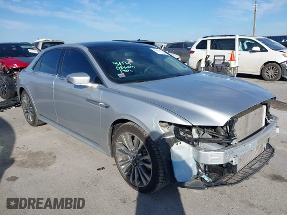 2017 Lincoln Continental Reserve with VIN 1LN6L9NP2H5610567, listed as a IAAI auction lot 41633612 with 45,701 mi miles and . Bid and sale history available at DreamBid. Image 1.