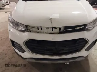 2017 Chevrolet Trax LT with VIN KL7CJPSB7HB243335, listed as a IAAI auction lot 41705724 with 85,309 mi miles. Bid and sale history available at carsss.com. Image 6.