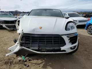 2016 Porsche Macan S with VIN WP1AB2A56GLB41649, listed as a Copart auction lot 81804904 with 76,135 mi miles and Salvage title. Bid and sale history available at DreamBid. Image 5.