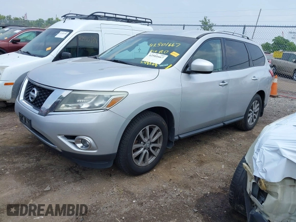 2015 Nissan Pathfinder Platinum with VIN 5N1AR2MM4FC696576, listed as a IAAI auction lot 42501667 with 248,268 mi miles and . Bid and sale history available at DreamBid. Image 2.