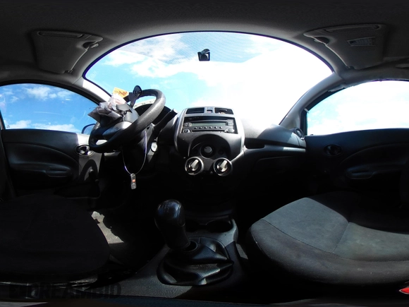 2014 Nissan Note S Plus z VIN 3N1CE2CP7EL423853, wystawiony jako IAAI lot #42402127 z przebiegiem 199 799 mil mil oraz . Historia ofert i sprzedaży dostępna na DreamBid. Obrazek 18.