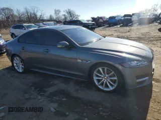 2016 Jaguar XF 35t R-Sport with VIN SAJBF4BV3GCY02818, listed as a Copart auction lot 41809794 with 64,580 mi miles. Bid and sale history available at carsss.com. Image 4.
