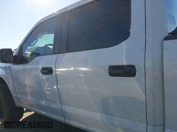2018 Ford F-150 XL with VIN 1FTEW1CP4JFC22705, listed as a IAAI auction lot 41330404 with 179,918 mi miles. Bid and sale history available at carsss.com. Image 14.