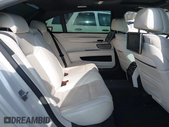 2015 BMW 7 Series 750Li with VIN WBAYE8C52FD785162, listed as a IAAI auction lot 42121389 with 88,783 mi miles and . Bid and sale history available at DreamBid. Image 8.