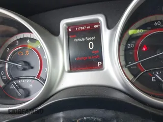 2018 Dodge Journey SE with VIN 3C4PDCAB0JT208761, listed as a IAAI auction lot 41918737 with 117,327 mi miles and . Bid and sale history available at carsss.com. Image 7.