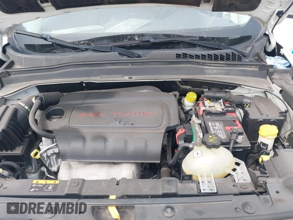 2017 Jeep Renegade Sport with VIN ZACCJBAB6HPE76894, listed as a IAAI auction lot 42106358 with 61,873 mi miles and . Bid and sale history available at carsss.com. Image 10.