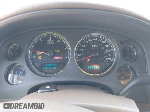 2007 GMC Yukon SLT with VIN 1GKFK13007R319995, listed as a IAAI auction lot 42142010 with 248,723 mi miles. Bid and sale history available at carsss.com. Image 7.