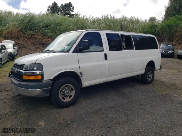 2020 Chevrolet Express Passenger LT with VIN 1GAZGPFG7L1152333, listed as a Copart auction lot 74822484 with 0 mi miles and Clean Title. Bid and sale history available at carsss.com. Image 1.