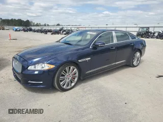 2015 Jaguar XJ Portfolio с VIN SAJWJ2GD8F8V84252, выставлен на аукционе Copart как лот 49313935 с пробегом 90 545 миль миль и Списание • Salvage title. История ставок и продаж доступна на DreamBid. Изображение 1.