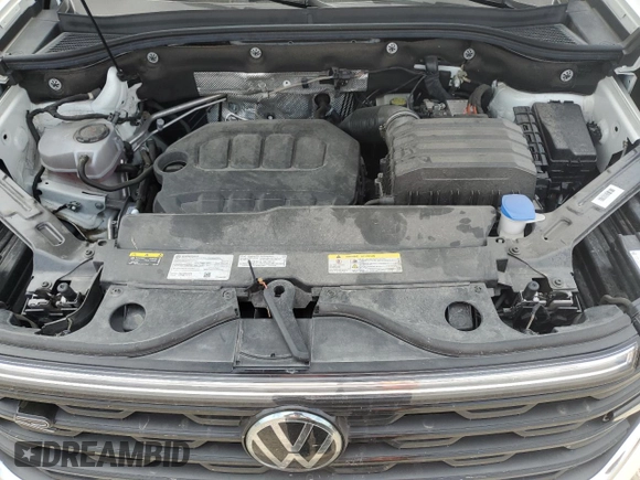 2024 Volkswagen Atlas SEL R-Line with VIN 1V2AE2CA1RC211093, listed as a Copart auction lot 51462025 with 13,844 mi miles and Salvage title. Bid and sale history available at DreamBid. Image 13.