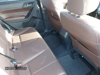 2017 Subaru Forester Touring z VIN JF2SJAWC9HH507636, wystawiony jako IAAI lot #41801988 z przebiegiem 32 030 mil mil oraz . Historia ofert i sprzedaży dostępna na DreamBid. Obrazek 8.