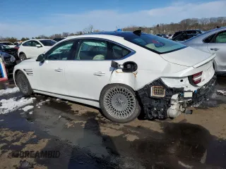 2022 Genesis G80 2.5T with VIN KMTGB4SC3NU092276, listed as a Copart auction lot 45701605 with 22,881 mi miles and Salvage Title. Bid and sale history available at carsss.com. Image 2.