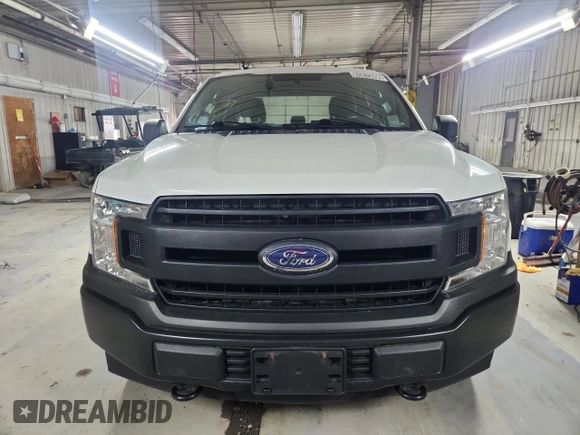 2018 Ford F-150 XL z VIN 1FTFX1E57JFD55486, wystawiony jako Copart lot #60833095 z przebiegiem 106 487 mil mil oraz Czysty tytuł • Clean title. Historia ofert i sprzedaży dostępna na DreamBid. Obrazek 5.
