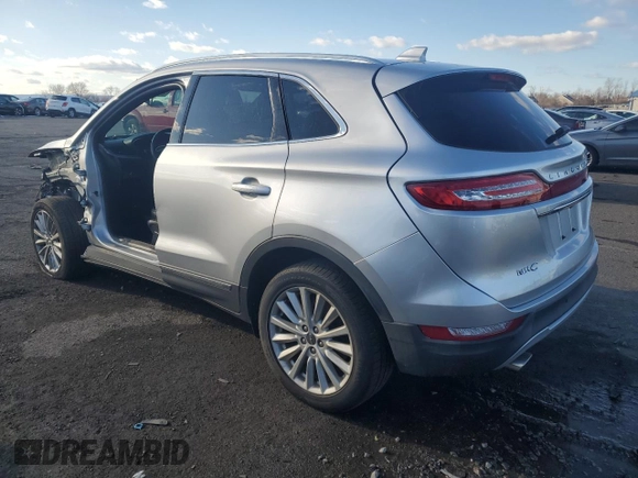 2019 Lincoln MKC Standard with VIN 5LMCJ1D99KUL17806, listed as a Copart auction lot 46578305 with 75,264 mi miles and Salvage Title. Bid and sale history available at carsss.com. Image 2.