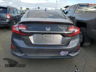 2018 Honda Clarity Plug-In Hybrid with VIN JHMZC5F15JC021193, listed as a Copart auction lot 41731384 with 91,611 mi miles. Bid and sale history available at carsss.com. Image 6.