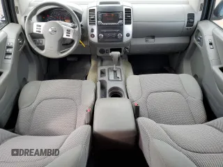2016 Nissan Frontier Desert Runner z VIN 1N6AD0ER1GN743731, wystawiony jako Copart lot #46523325 z przebiegiem 100 046 mil mil oraz Szkoda całkowita • Salvage title. Historia ofert i sprzedaży dostępna na DreamBid. Obrazek 8.