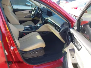 2023 Acura MDX w/Technology Package with VIN 5J8YE1H43PL041461, listed as a IAAI auction lot 41347974 with 9,281 mi miles. Bid and sale history available at carsss.com. Image 5.