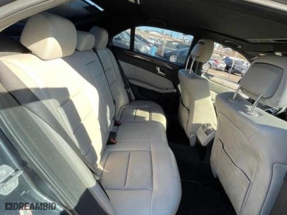 2013 Mercedes-Benz E-Class E 350 Luxury with VIN WDDHF5KB6DA746536, listed as a Copart auction lot 48439175 with 158,468 mi miles and Clean Title. Bid and sale history available at carsss.com. Image 6.