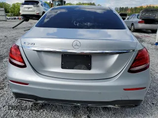 2017 Mercedes-Benz E-Class E 300 Luxury with VIN WDDZF4JB2HA192563, listed as a Copart auction lot 52733165 with 115,061 mi miles and Clean Title. Bid and sale history available at carsss.com. Image 6.