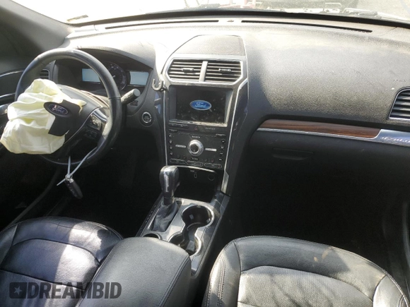 2019 Ford Explorer Limited z VIN 1FM5K7F82KGA91008, wystawiony jako Copart lot #53059355 z przebiegiem 109 903 mil mil oraz Szkoda całkowita • Salvage title. Historia ofert i sprzedaży dostępna na DreamBid. Obrazek 8.