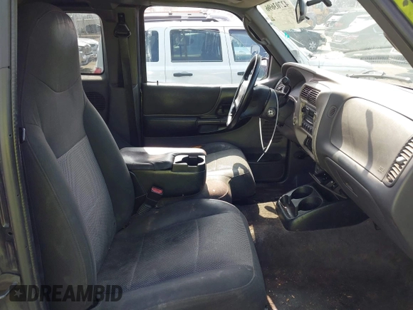 2003 Ford Ranger XL Fleet with VIN 1FTYR44V53PB19132, listed as a IAAI auction lot 42703696 with 268,311 mi miles and . Bid and sale history available at DreamBid. Image 8.