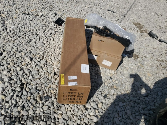 2021 Tesla Model 3 Standard Range Plus z VIN 5YJ3E1EA1MF077201, wystawiony jako Copart lot #49576465 z przebiegiem 34 809 mil mil oraz Szkody całkowita. Historia ofert i sprzedaży dostępna na DreamBid. Obrazek 12.
