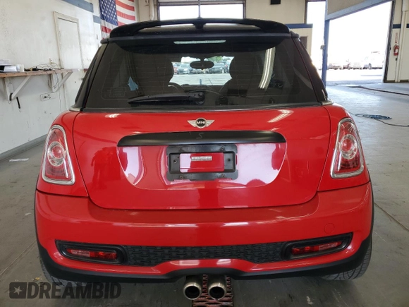2011 MINI Hardtop S с VIN WMWSV3C59BTY20708, выставлен на аукционе Copart как лот 65652325 с пробегом 88 382 миль миль и Чистый • Clean title. История ставок и продаж доступна на DreamBid. Изображение 6.