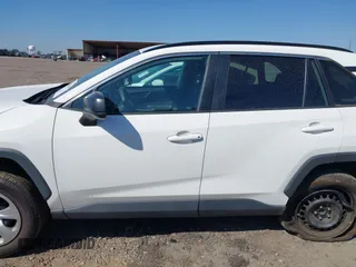 2020 Toyota RAV4 LE with VIN 2T3H1RFV7LW067783, listed as a IAAI auction lot 41784640 with 54,312 mi miles. Bid and sale history available at carsss.com. Image 14.