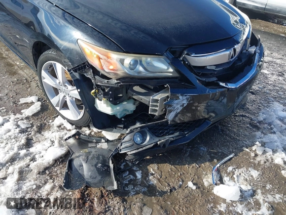 2013 Acura ILX Technology with VIN 19VDE1F79DE006835, listed as a IAAI auction lot 41396230 with 193,249 mi miles and . Bid and sale history available at DreamBid. Image 16.