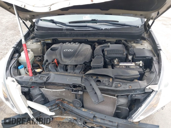 2011 Hyundai Sonata GLS with VIN 5NPEB4AC4BH113715, listed as a IAAI auction lot 42177439 with 183,176 mi miles and . Bid and sale history available at carsss.com. Image 10.